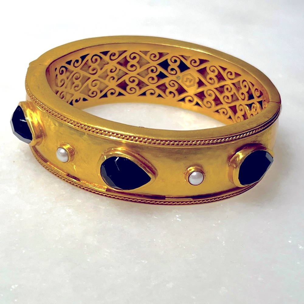 Julie Vos-Cassis Statement Hinge Bangle in obsidian black.